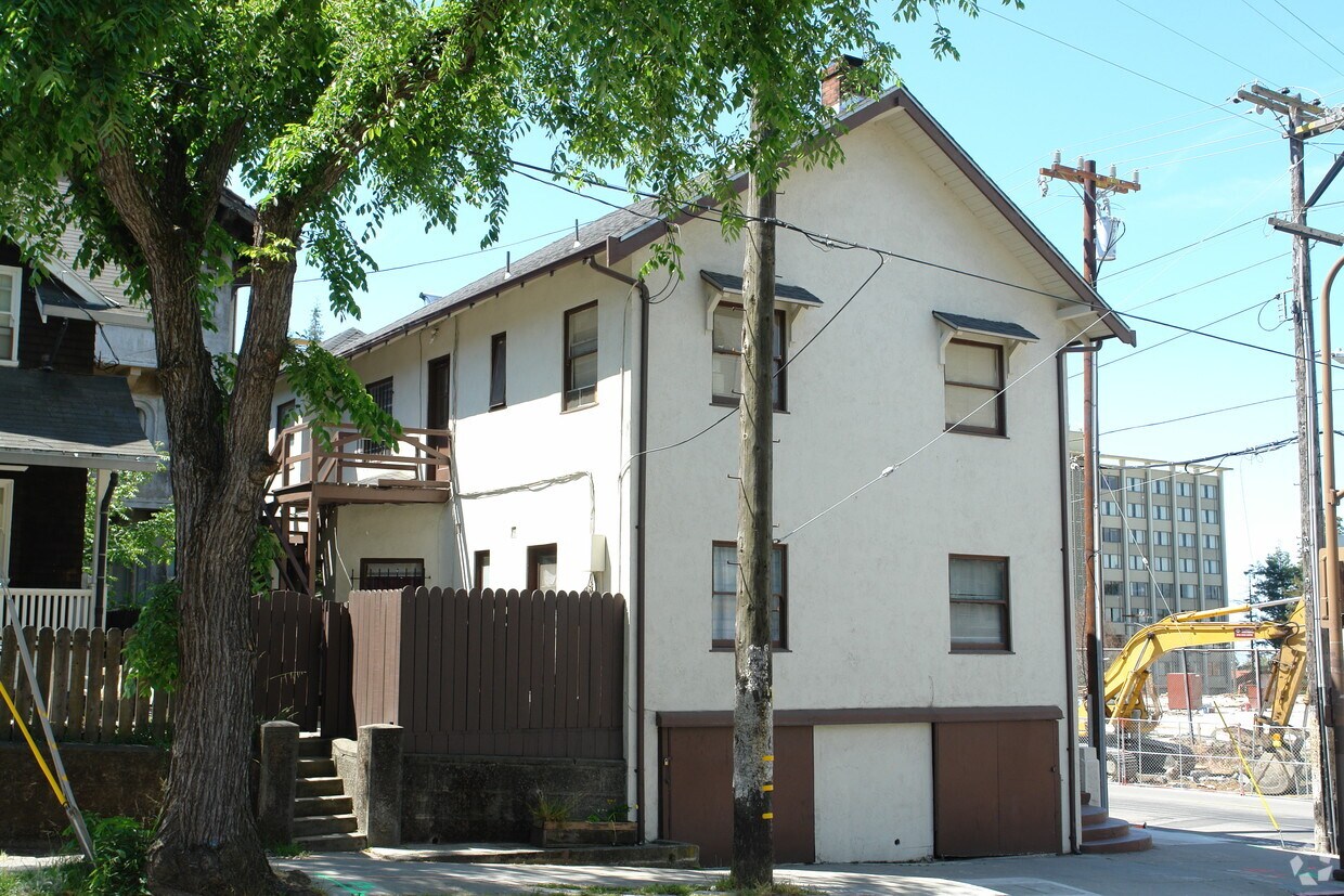 Foto del edificio - 2700 Channing Way
