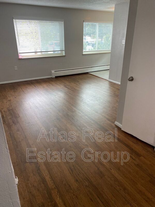 Foto del edificio - 1420 Moline St