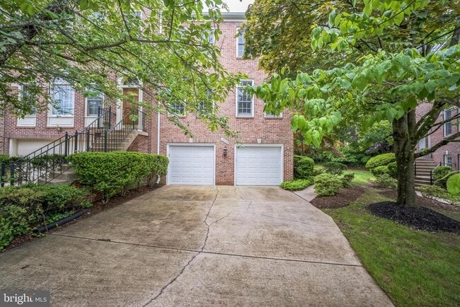 Foto del edificio - 10159 Castlewood Ln
