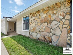 Building Photo - 6366 W Fairfield Dr