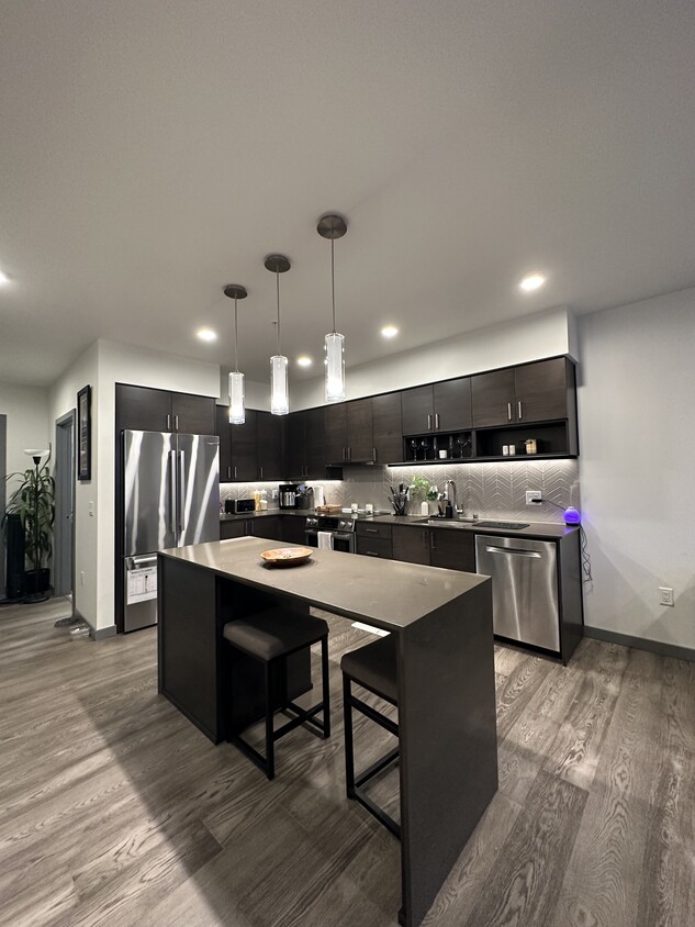 Foto principal - 11903 NE 128th St