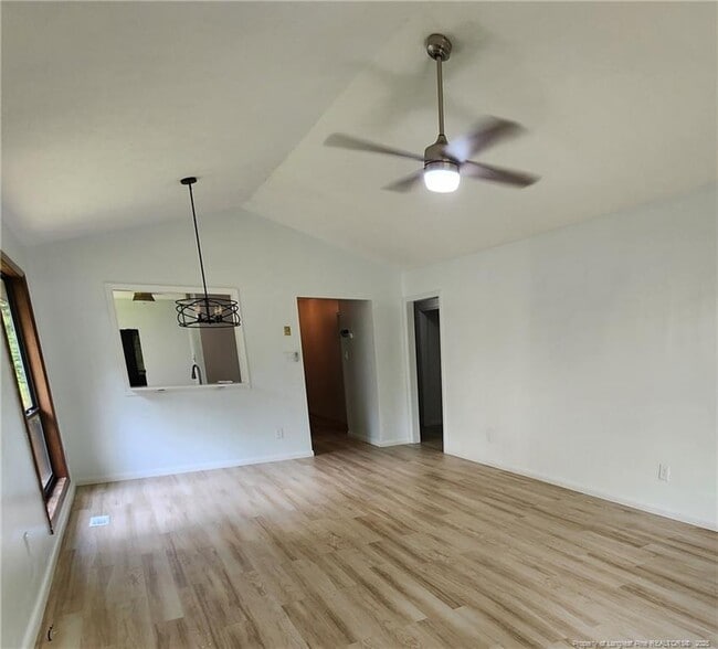 Building Photo - 504 Toxaway Ct