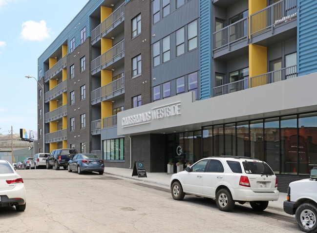 Building Photo - Crossroads Westside