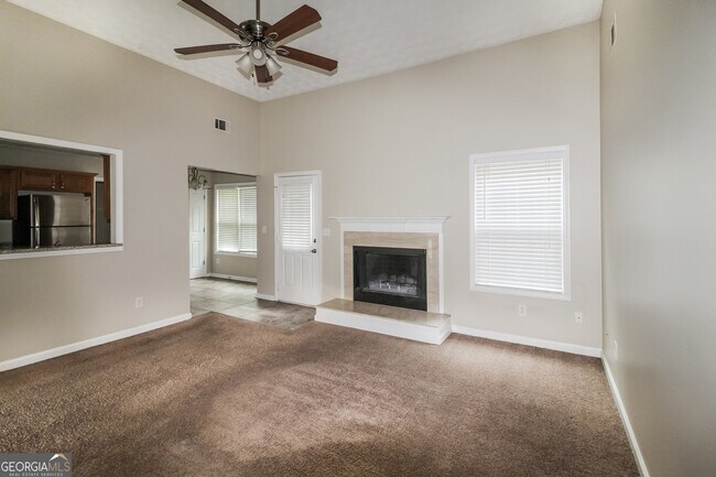 Foto del edificio - 30 Shenandoah Dr