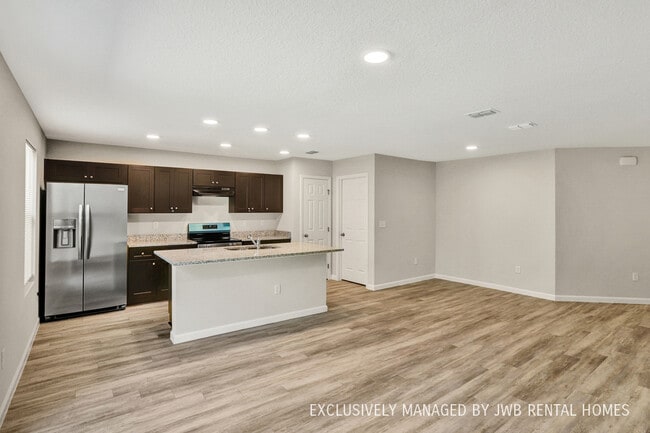 Foto del edificio - 2789 Lane Ave N
