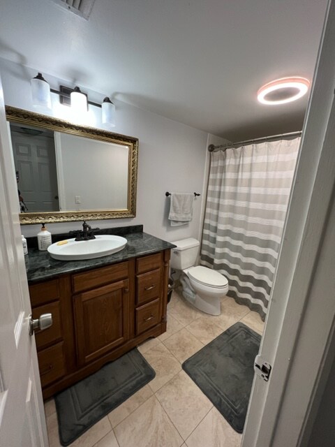 Foto del edificio - 105 Lake Emerald Dr