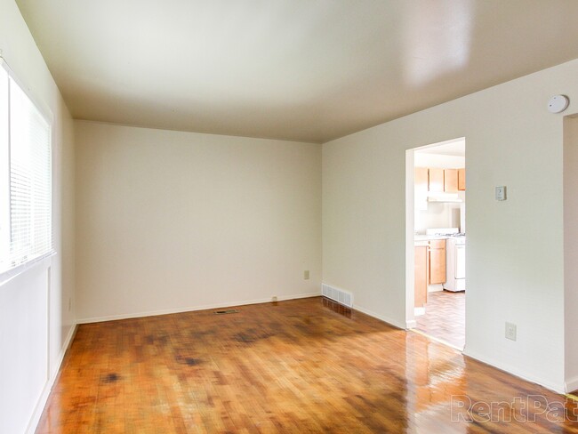 Dining Room - Midway Square Townhomes