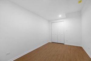 Building Photo - 1313 W Chicago Ave