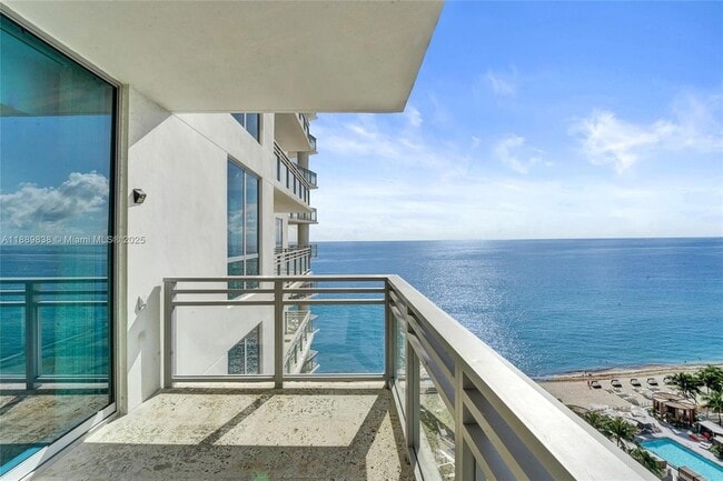 Building Photo - 3535 S Ocean Dr
