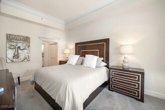 Building Photo - 555 5th Ave S