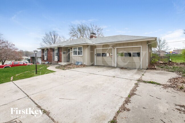 Foto del edificio - 804 NW Hearnes Ave