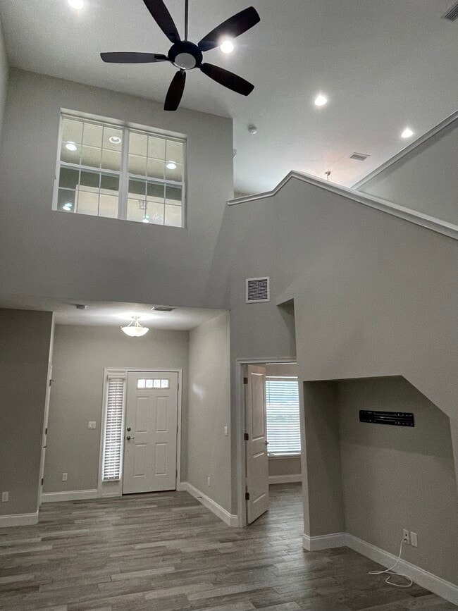 Building Photo - 3457 Medici Blvd