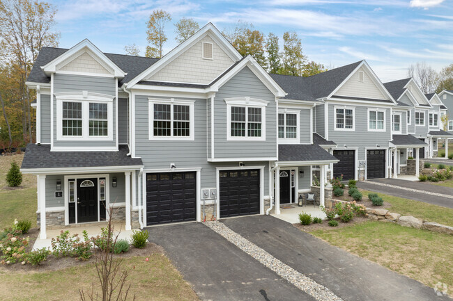 Building Photo - North Cross Estates