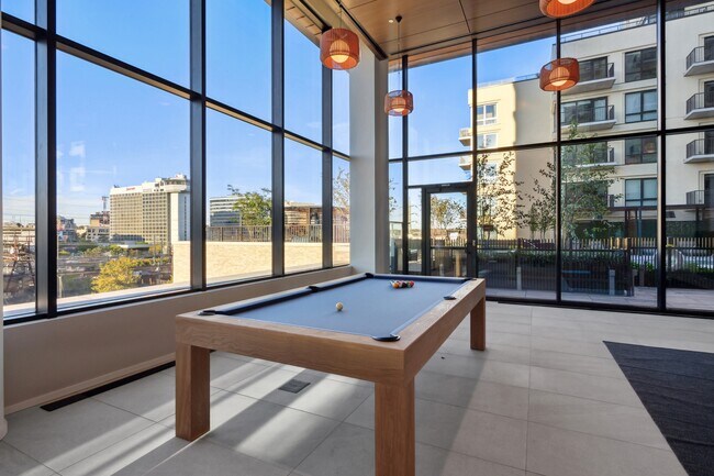 Foto del edificio - 18 Dock Apartments