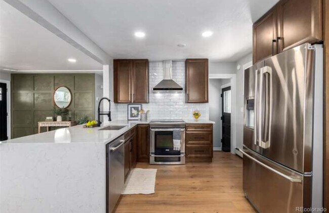 Foto del edificio - 1600 W Sheri Ln
