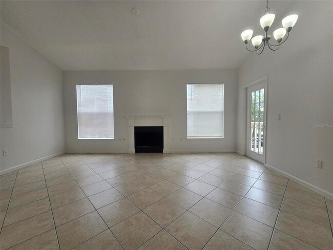 Foto del edificio - 17983 Villa Creek Dr