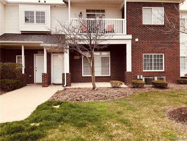 Building Photo - 5776 Acorn Ln