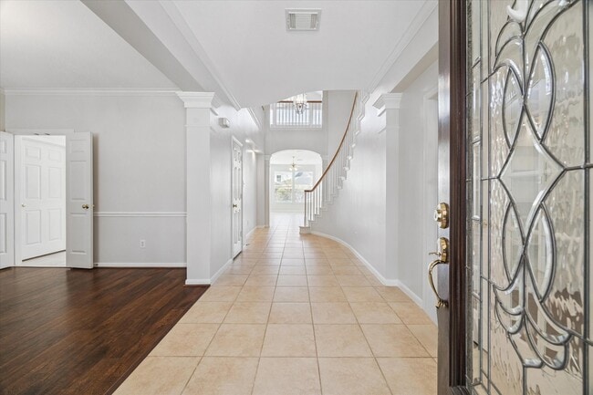 Building Photo - 12019 Costa Del Rey Ct