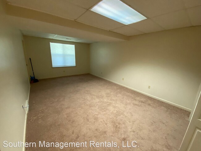 Building Photo - 3 br, 1.5 bath House - 228 Craigdan Dr
