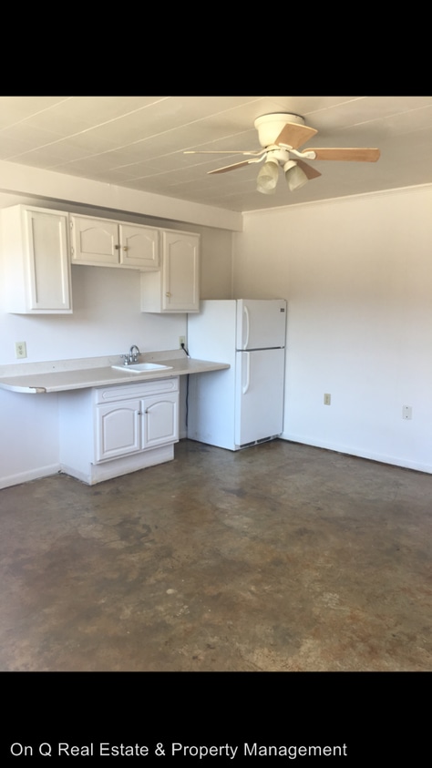 Primary Photo - 227 S Gee St