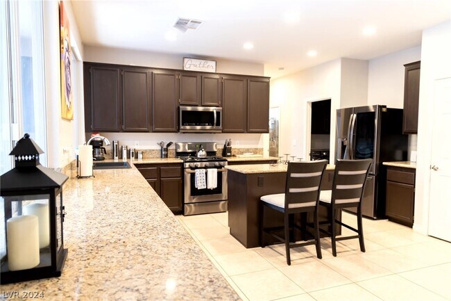 Foto del edificio - 1279 Summer Dawn Ave