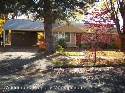 Primary Photo - 127 Meadow St