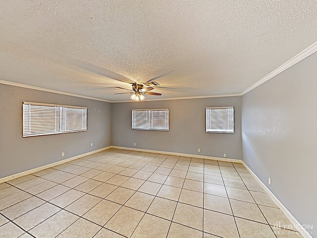 Building Photo - 5774 Papaya Rd