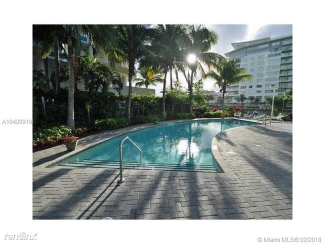 Foto del edificio - 6000 Indian Creek Dr