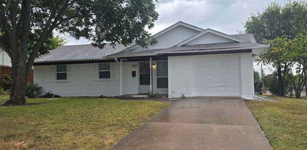 Primary Photo - 1729 Sherrye Dr