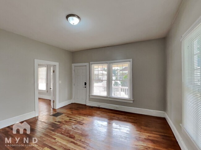 Foto del edificio - 1161 Indale Pl SW