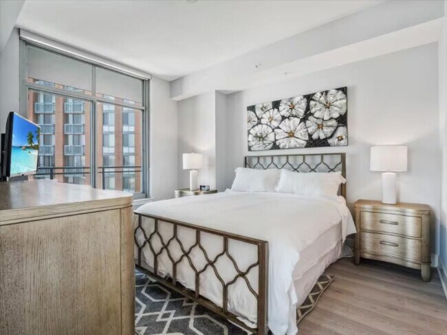 Foto del edificio - 4836 Rugby Ave