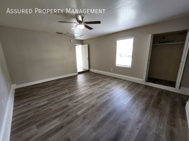 Building Photo - 2234 Faxton Ct