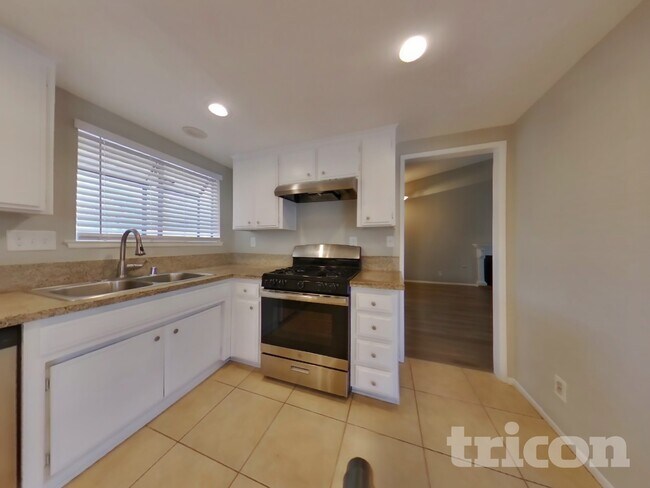 Foto del edificio - 42946 39th St W