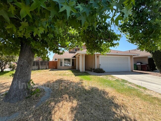 Building Photo - 14696 Joshua Tree Ave