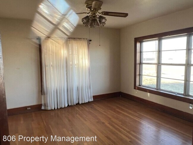 Foto del edificio - 2 br, 1 bath House - 515 W Main St