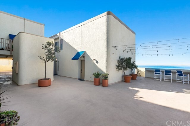 Foto del edificio - 711 Pacific Coast Hwy