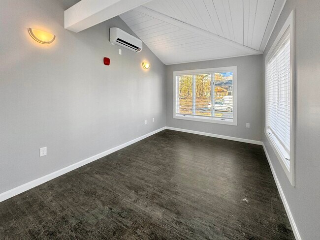 Foto del edificio - 3548 Lafayette Rd