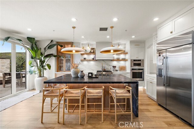 Foto del edificio - 1512 Camino Reservado