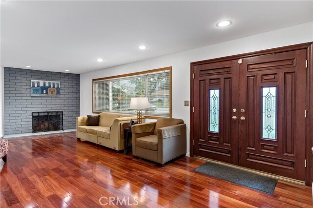 Foto del edificio - 2267 N Mountain Ave