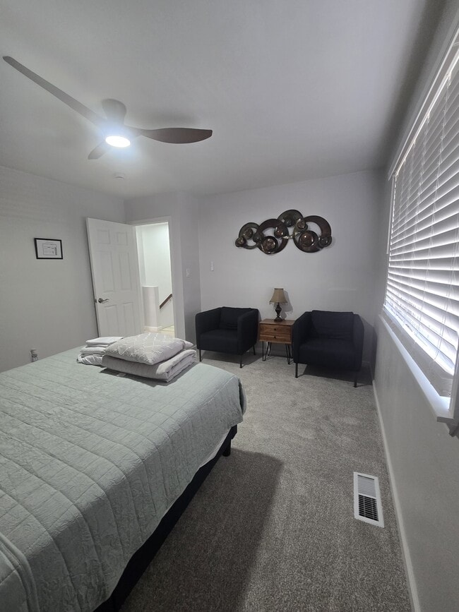 Photo - 9527 18th Bay St House