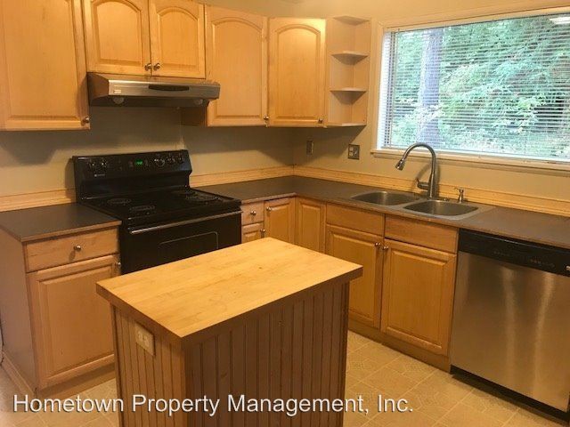 Building Photo - 4 br, 2.5 bath House - 3362 Ken Lake Dr SW