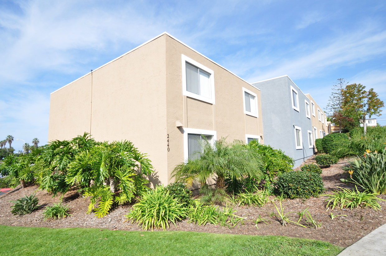 Point Loma Bay Apartments Photo