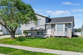 Building Photo - 4935 S 3975 W