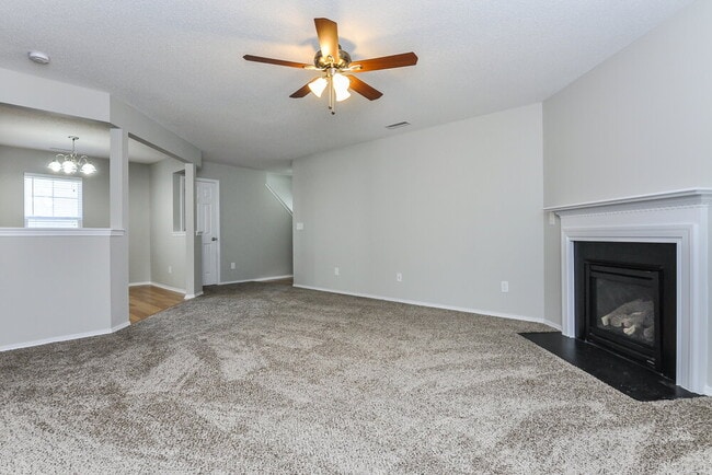 Building Photo - 3129 Varcroft Rd