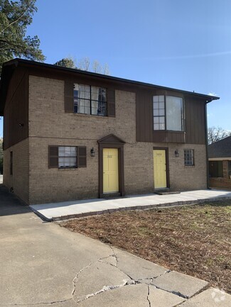 Building Photo - 3820 Wicklow Dr