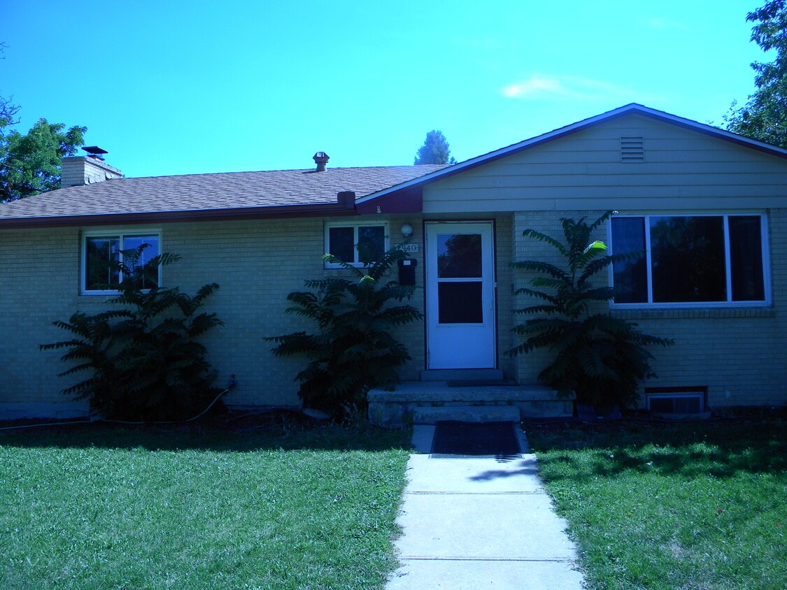 Blocks from CU - 2940 Pennsylvania Ave (Boulder, CO)