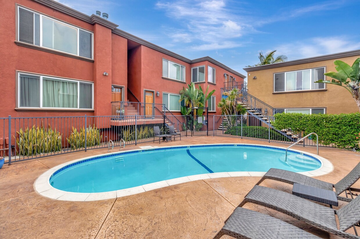 Foto principal - 3956 Texas St