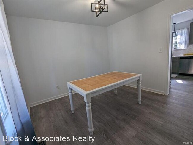 Foto del edificio - 3 br, 2.5 bath House - 7612 Neuse Bend Dr