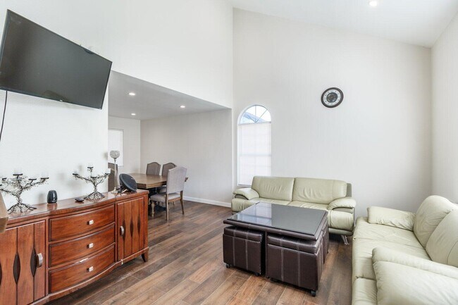 Foto del edificio - 43441 Emilia Ln