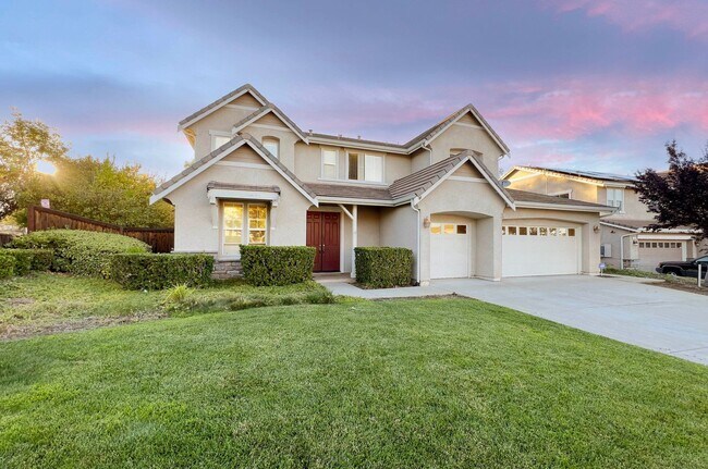Building Photo - Wonderful rental 4-bedroom opportunity in ...